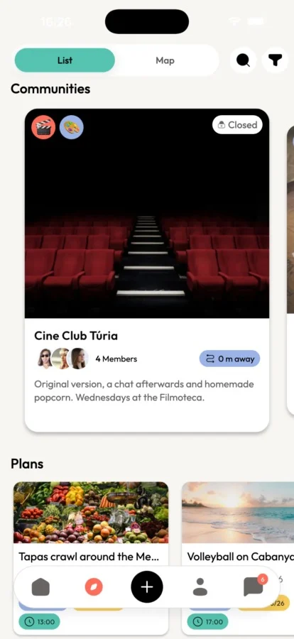 vibeelo screen showing communities such as Cine Club Turia and plans to meet up in Valencia